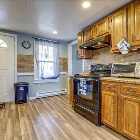 Comfortable Home Away From Home อีสต์ฮาร์ทฟอร์ด ภายนอก รูปภาพ