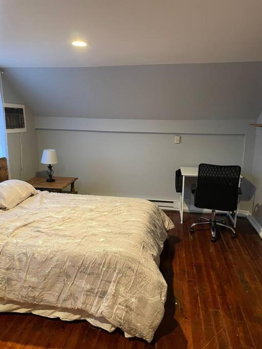 Comfortable Home Away From Home อีสต์ฮาร์ทฟอร์ด ภายนอก รูปภาพ
